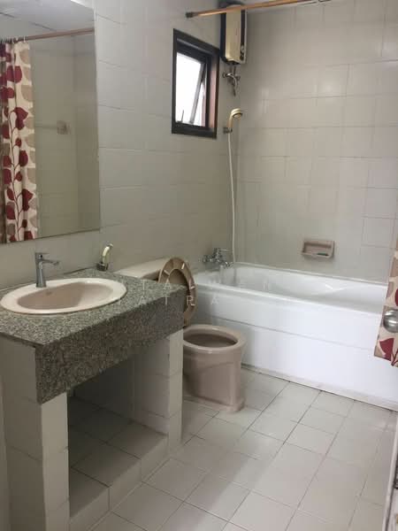 Top View Tower, Bangkok, Soi Sukhumvit 59, Khlong Tan Nua, Watthana, Bangkok, 2 Bedrooms, 91 sqm, Condo For Rent, by Utaiwan Kiatpanya, 500247755 - DDproperty.com