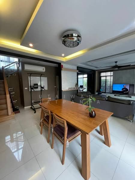The Palm Pattanakarn, Bangkok, Phatthanakan Road, Suan Luang, Suan Luang, Bangkok, 4 Bedrooms, 280 sqm, Single Detached House For Rent, by Utaiwan Kiatpanya, 500247766 - DDproperty.com