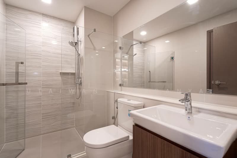 Life Phahon-Ladprao, Bangkok, 996 Phahonyothin Road, Jom Phon, Chatuchak, Bangkok, 1 Bedroom, 35 sqm, Condo For Rent, by Utaiwan Kiatpanya, 500247770 - DDproperty.com