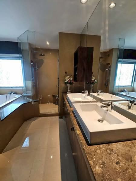 Royal Residence Park, Bangkok, 99 Royal Resident Park Lumphini, Lumphini, Pathum Wan, Bangkok, 4 Bedrooms, 275 sqm, Apartment For Rent, by Utaiwan Kiatpanya, 500247785 - DDproperty.com