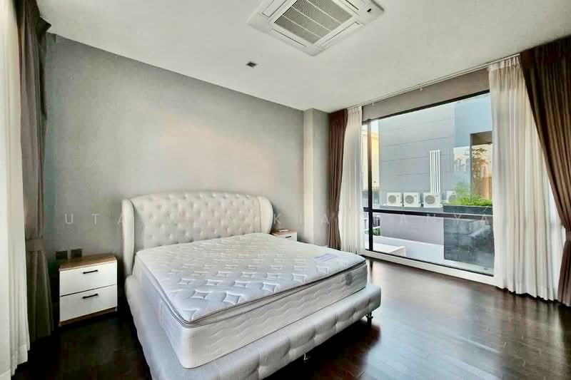 The Gentry Phatthanakan 2, Bangkok, Phatthanakan 32, Suan Luang, Suan Luang, Bangkok, 4 Bedrooms, 440 sqm, Single Detached House For Rent, by Utaiwan Kiatpanya, 500247791 - DDproperty.com