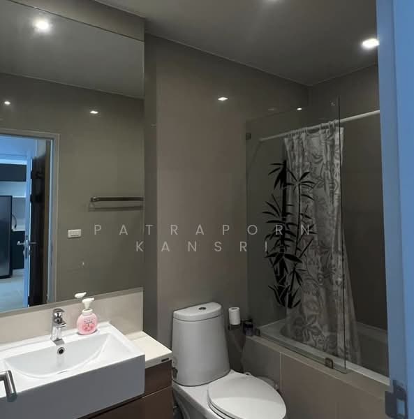 Noble Refine, Bangkok, Soi Sukhumvit 26, Sukhumvit Road, Khong Tan, Khlong Toei, Bangkok, 1 Bedroom, 50 sqm, Condo For Rent, by Patraporn Kansri, 500247792 - DDproperty.com