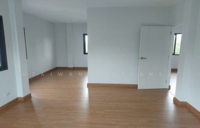 4-BR House, Bangkok, O-Ngoen, Sai Mai, Bangkok, 4 Bedrooms, 225 sqm, Single Detached House For Sale, by Utaiwan Kiatpanya, 500247801 - DDproperty.com