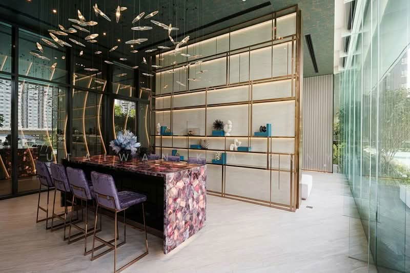 Life Sathorn Sierra, Bangkok, Ratchaphruek Rd, Talat Plu, Thon Buri, Bangkok, 1 Bedroom, 32 sqm, Condo For Sale, by Utaiwan Kiatpanya, 500247819 - DDproperty.com