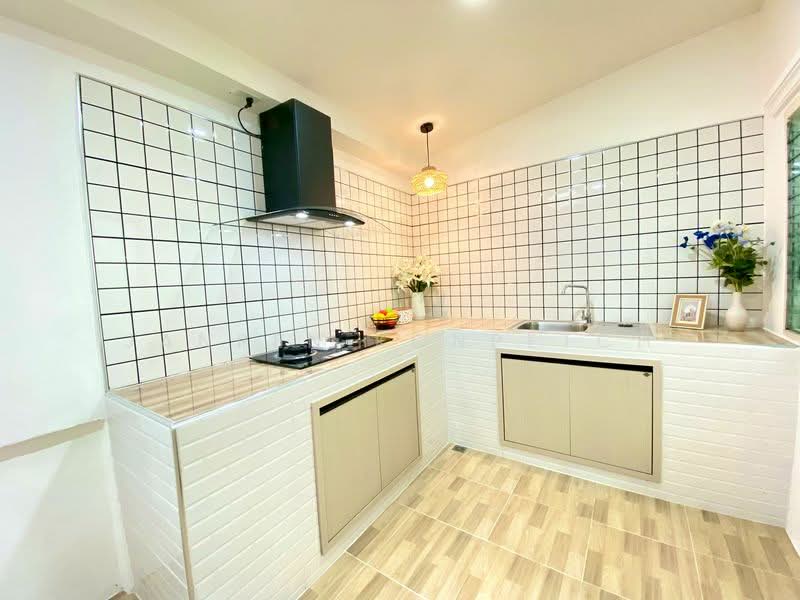 ม.เพิ่มทรัพย์, Chon Buri (Pattaya), Bueng, Si Racha, Chon Buri (Pattaya), 3 Bedrooms, 84 sqm, Semi-Detached House (Twin House) For Sale, by Janpen Konpetch, 500247824 - DDproperty.com