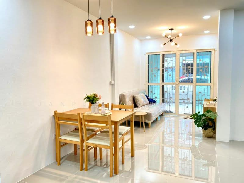 ม.เพิ่มทรัพย์, Chon Buri (Pattaya), Bueng, Si Racha, Chon Buri (Pattaya), 3 Bedrooms, 84 sqm, Semi-Detached House (Twin House) For Sale, by Janpen Konpetch, 500247824 - DDproperty.com