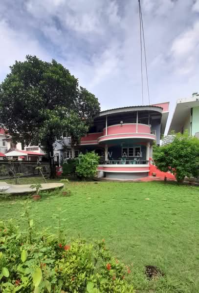 For Sale - 4-BR House, Bangkok