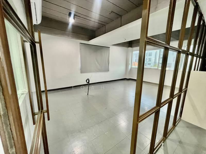 พื้นที่ให้เช่า นาคนิวาส ลาดพร้าว : Space for rent, Nak Niwas, Ladprao., Bangkok, นาคนิวาส, Lat Phrao, Lat Phrao, Bangkok, , 240 sqm, Retail Space For Rent, by TOAH T., 500247861 - DDproperty.com