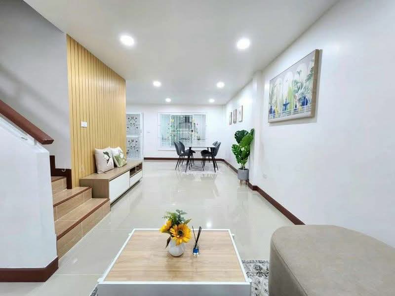 หมู่บ้าน ปาล์มวิลเลจ เครือสหพัฒน์, Chon Buri (Pattaya), Bueng, Si Racha, Chon Buri (Pattaya), 3 Bedrooms, 76 sqm, Semi-Detached House (Twin House) For Sale, by Janpen Konpetch, 500247881 - DDproperty.com