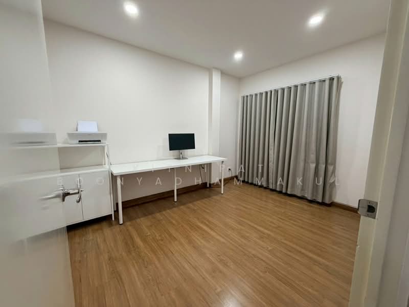 The City Suksawat 64, Bangkok, Soi Suksawat 64, Thung Khru, Thung Khru, Bangkok, 4 Bedrooms, 250 sqm, Single Detached House For Sale, by Kitnipat Boonyadhammakul, 500247890 - DDproperty.com