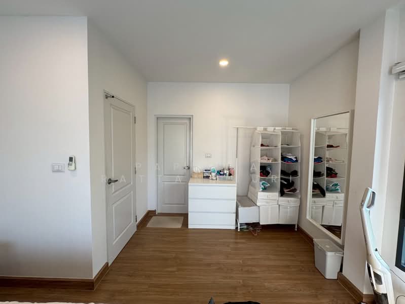 Centro Ratchapruek 2, Nonthaburi, Bang Kruai - Sai Noi Road, Bang Krang, Muang Nonthaburi, Nonthaburi, 4 Bedrooms, 190 sqm, Single Detached House For Sale, by Paphada Rattanaburi, 500247897 - DDproperty.com