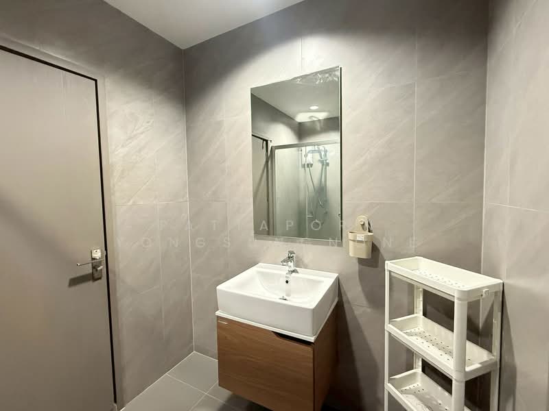 IDEO Sukhumvit Rama 4, Bangkok, Soi Sukhumvit 44, Sukhumvit Road, Phra Kanong, Khlong Toei, Bangkok, 2 Bedrooms, 45 sqm, Condo For Rent, by Pattaporn Yongsungnone, 500247904 - DDproperty.com