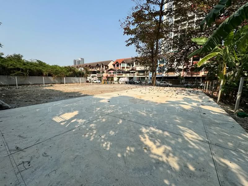 1-BR House, Bangkok, Khlong Chan, Bang Kapi, Bangkok, 1 Bedroom, 560 sqm, Single Detached House For Sale, by Chotika Rakrungrueang, 500247905 - DDproperty.com