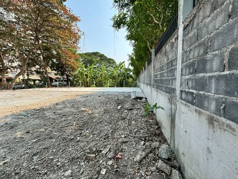 1-BR House, Bangkok, Khlong Chan, Bang Kapi, Bangkok, 1 Bedroom, 560 sqm, Single Detached House For Sale, by Chotika Rakrungrueang, 500247905 - DDproperty.com