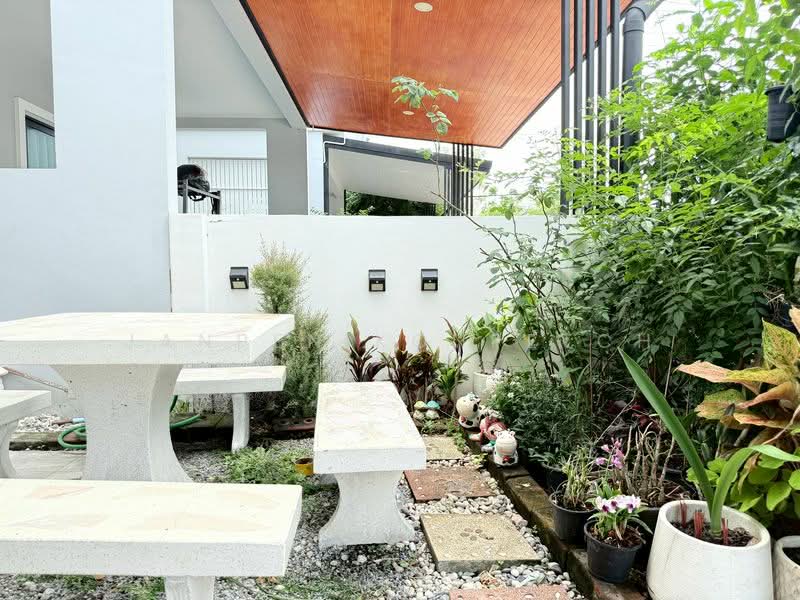 หมู่บ้านมณีรินทร์วิลเลจ แหลมฉบัง-บางละมุง, Chon Buri (Pattaya), Ta Khian Tia, Bang Lamung (Pattaya), Chon Buri (Pattaya), 4 Bedrooms, 108 sqm, Townhouse For Sale, by Janpen Konpetch, 500247923 - DDproperty.com