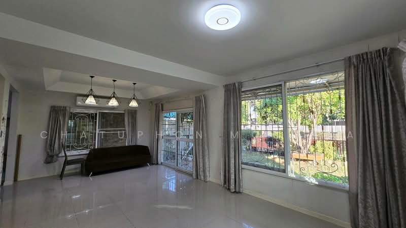 Moobaan Chollada Suvarnabhumi, Samut Prakan, Sri Waree Noi Road, Srisa Chorakhe Noi, Bang Sao Thong, Samut Prakan, 3 Bedrooms, 320 sqm, Single Detached House For Sale, by Chatuphon Mochida, 500247940 - DDproperty.com