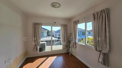 ขาย - Moobaan Chollada Suvarnabhumi : หมู่บ้านชลลดา สุวรรณภูมิ, สมุทรปราการ