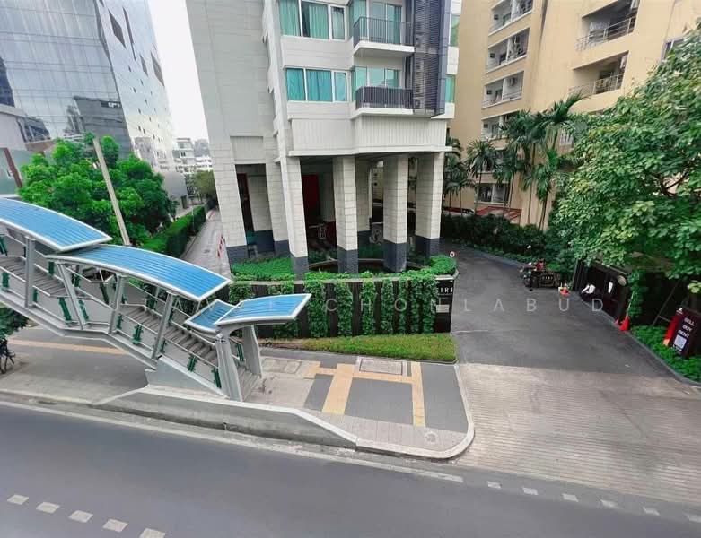 Siri At Sukhumvit, Bangkok, 902 Sukhumvit Road, Phra Kanong, Khlong Toei, Bangkok, 2 Bedrooms, 68 sqm, Condo For Rent, by Sutavee Chonlabud, 500247952 - DDproperty.com