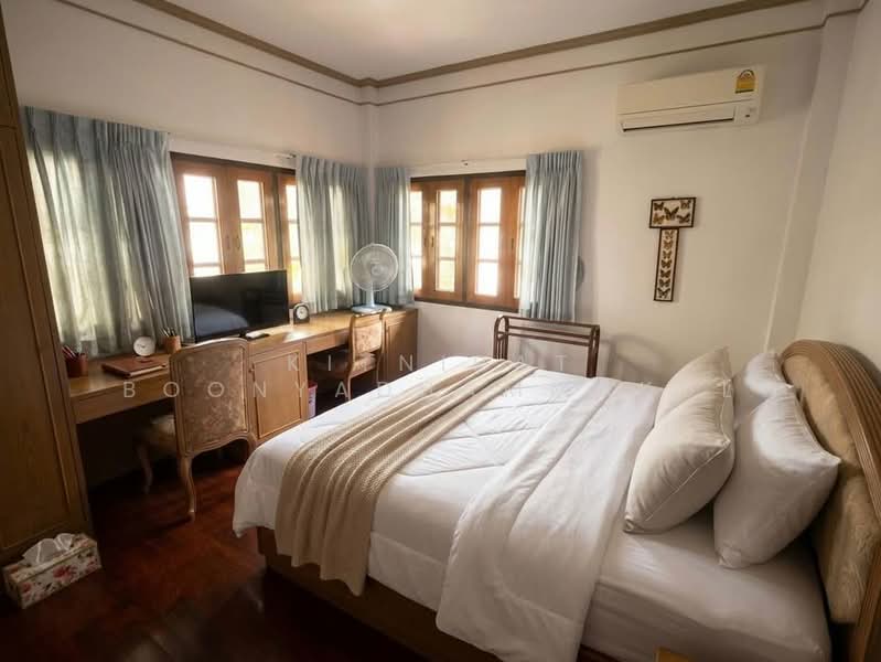 Baan Phakamas, Bangkok, Soi Moobaan Phakamas, Suan Luang, Suan Luang, Bangkok, 5 Bedrooms, 268 sqm, Single Detached House For Sale, by Kitnipat Boonyadhammakul, 500247962 - DDproperty.com