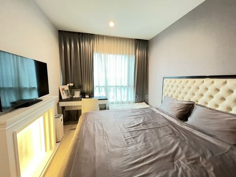 Life Ratchadapisek, Bangkok, 279 Ratchadapisaek Road, Huai Khwang, Huai Khwang, Bangkok, 2 Bedrooms, 56 sqm, Condo For Sale, by Pattaporn Yongsungnone, 500247966 - DDproperty.com