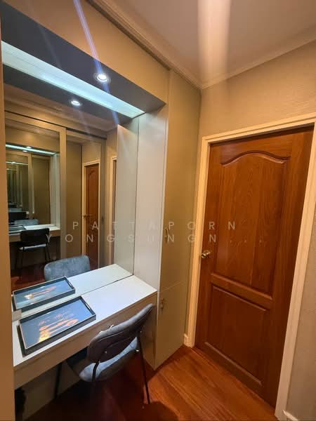 Sathorn Gardens, Bangkok, 39 South Sathorn Road, Thung Maha Mek, Sathon, Bangkok, 2 Bedrooms, 75 sqm, Condo For Rent, by Pattaporn Yongsungnone, 500247968 - DDproperty.com