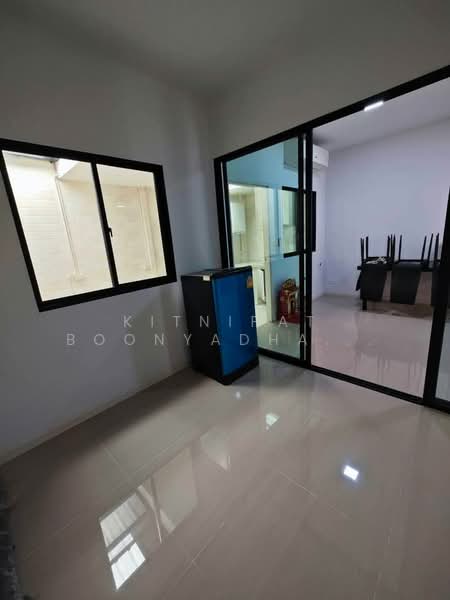 undefined, Bangkok, Khlong Song Ton Nun, Lat Krabang, Bangkok, 4 Bedrooms, 220 sqm, Townhouse For Sale, by Kitnipat Boonyadhammakul, 500247972 - DDproperty.com