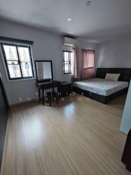 undefined, Bangkok, Khlong Song Ton Nun, Lat Krabang, Bangkok, 4 Bedrooms, 220 sqm, Townhouse For Sale, by Kitnipat Boonyadhammakul, 500247972 - DDproperty.com