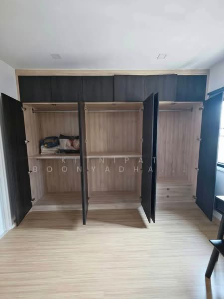 undefined, Bangkok, Khlong Song Ton Nun, Lat Krabang, Bangkok, 4 Bedrooms, 220 sqm, Townhouse For Sale, by Kitnipat Boonyadhammakul, 500247972 - DDproperty.com