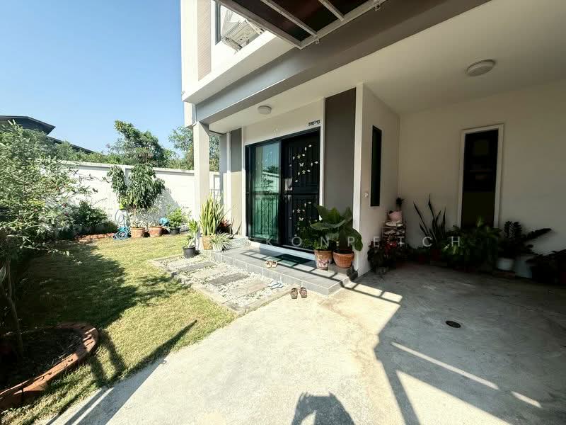 เดอะเซ็นทรัลซิตี้, Chon Buri (Pattaya), Nong - Kham, Si Racha, Chon Buri (Pattaya), 3 Bedrooms, 132 sqm, Townhouse For Sale, by Janpen Konpetch, 500247974 - DDproperty.com