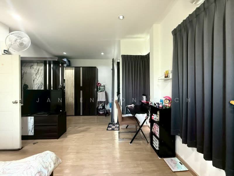 เดอะเซ็นทรัลซิตี้, Chon Buri (Pattaya), Nong - Kham, Si Racha, Chon Buri (Pattaya), 3 Bedrooms, 132 sqm, Townhouse For Sale, by Janpen Konpetch, 500247974 - DDproperty.com