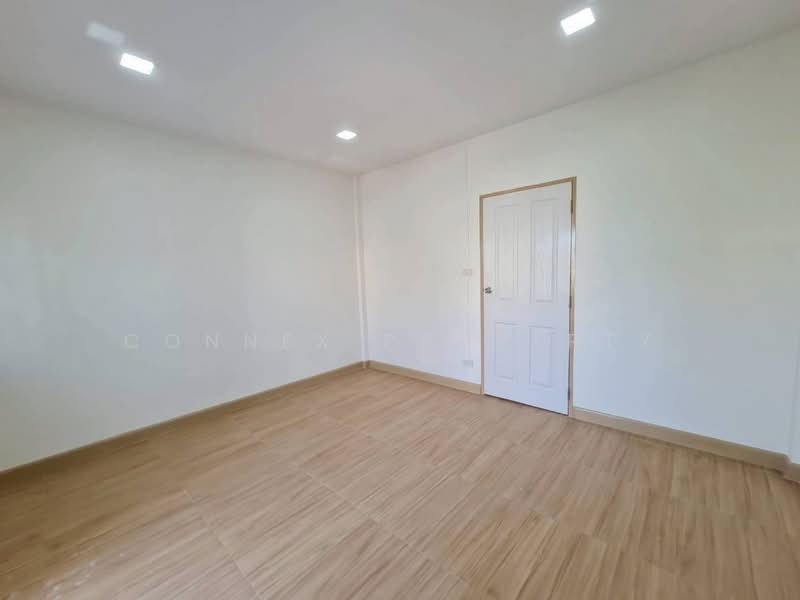 Baan Kritsana Romklao, Bangkok, Romklao Road, Min Buri, Min Buri, Bangkok, 2 Bedrooms, 100 sqm, Townhouse For Sale, by Connex Property, 500247986 - DDproperty.com