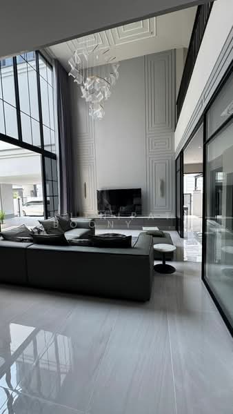 Malton Gates Krungthep Kreetha : มอลตัน เกทส์ กรุงเทพกรีฑา, กรุงเทพ, ถนนศรีนครินทร์-ร่มเกล้า (กรุงเทพกรีฑาตัดใหม่), สะพานสูง, สะพานสูง, กรุงเทพ, 570 ตร.ม., บ้านเดี่ยว ให้เช่า, โดย Kitnipat Boonyadhammakul, 500247995 - DDproperty.com