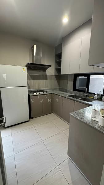 Malton Gates Krungthep Kreetha, Bangkok, Srinakarin-Romklao Road (New Krungthep Kreetha), Saphan Sung, Saphan Sung, Bangkok, 5 Bedrooms, 570 sqm, Single Detached House For Rent, by Kitnipat Boonyadhammakul, 500247995 - DDproperty.com