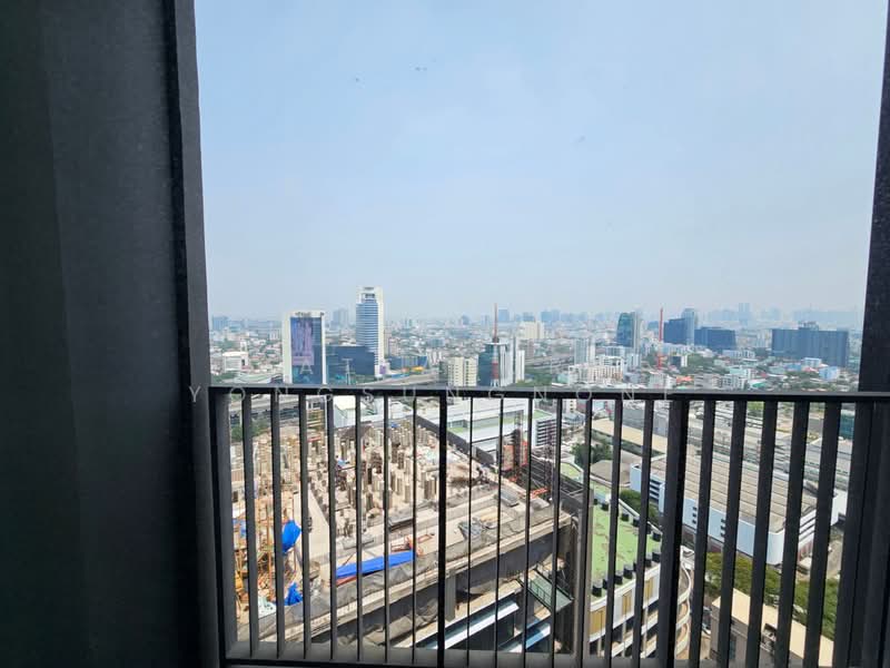 The Line Jatujak-Mochit, Bangkok, Phaholyothin Road, Jom Phon, Chatuchak, Bangkok, 1 Bedroom, 41 sqm, Condo For Sale, by Pattaporn Yongsungnone, 500248006 - DDproperty.com