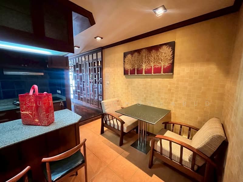 State Tower, Bangkok, 1055 Silom Road, Silom, Bang Rak, Bangkok, 1 Bedroom, 83 sqm, Condo For Rent, by Sutavee Chonlabud, 500248012 - DDproperty.com