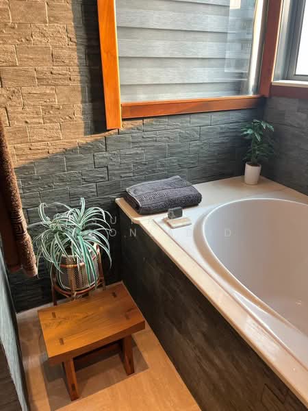 H Sukhumvit 43, Bangkok, 28 Sukhumvit 34 Road, Khlong Tan Nua, Watthana, Bangkok, 1 Bedroom, 44 sqm, Condo For Rent, by Sutavee Chonlabud, 500248024 - DDproperty.com