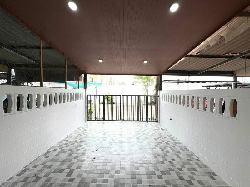 หมู่บ้านเรือนแก้ว เครือสหพัฒน์, Chon Buri (Pattaya), Bueng, Si Racha, Chon Buri (Pattaya), 2 Bedrooms, 68 sqm, Townhouse For Sale, by Janpen Konpetch, 500248028 - DDproperty.com