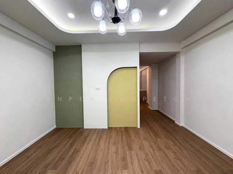 หมู่บ้านเรือนแก้ว เครือสหพัฒน์, Chon Buri (Pattaya), Bueng, Si Racha, Chon Buri (Pattaya), 2 Bedrooms, 68 sqm, Townhouse For Sale, by Janpen Konpetch, 500248028 - DDproperty.com