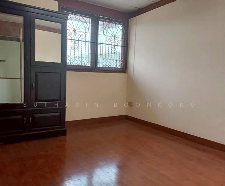 2-BR House, Bangkok, Saphan Sung, Saphan Sung, Bangkok, 2 Bedrooms, 160 sqm, Single Detached House For Sale, by Suthasin Boonkong, 500248056 - DDproperty.com