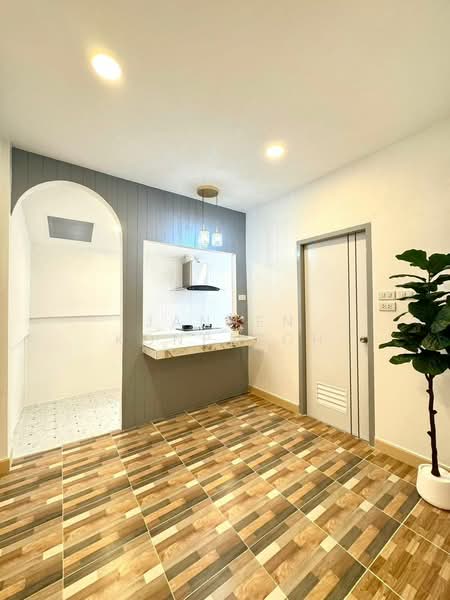 ม.จิตอารีย์ - เครือสหพัฒน์ ซอย ในชาก 23, Chon Buri (Pattaya), Bueng, Si Racha, Chon Buri (Pattaya), 2 Bedrooms, 84 sqm, Townhouse For Sale, by Janpen Konpetch, 500248060 - DDproperty.com