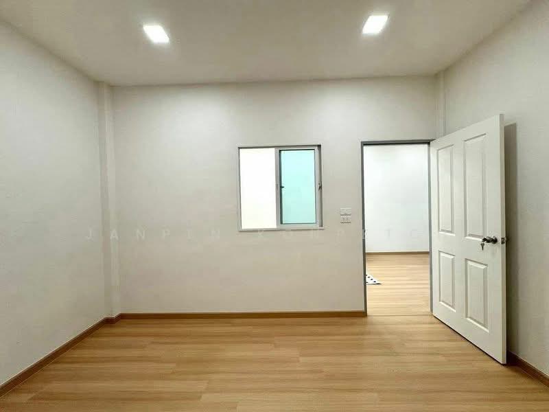 ม.พฤกษชาติ6 - หนองค้อ, Chon Buri (Pattaya), Nong - Kham, Si Racha, Chon Buri (Pattaya), 2 Bedrooms, 100 sqm, Townhouse For Sale, by Janpen Konpetch, 500248093 - DDproperty.com