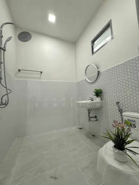 ม.พฤกษชาติ6 - หนองค้อ, Chon Buri (Pattaya), Nong - Kham, Si Racha, Chon Buri (Pattaya), 2 Bedrooms, 100 sqm, Townhouse For Sale, by Janpen Konpetch, 500248093 - DDproperty.com