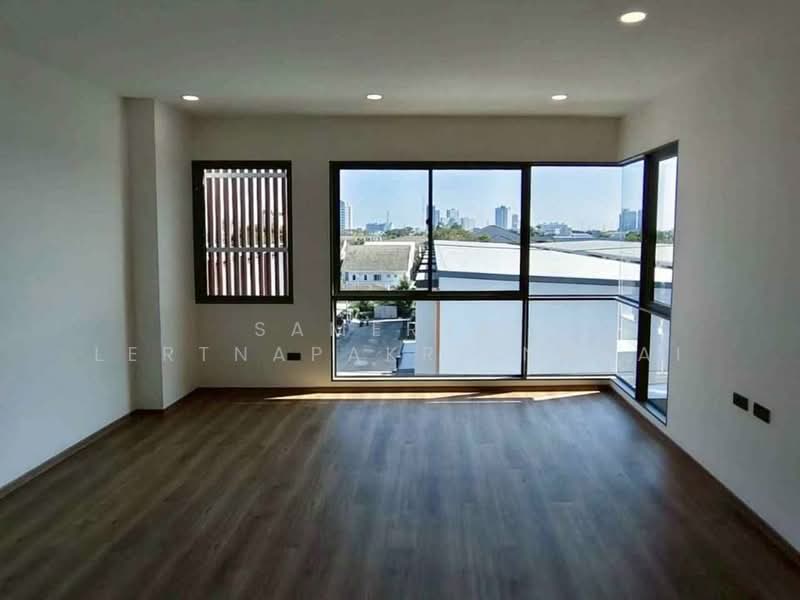 Shizen Phatthanakan 32, Bangkok, Soi Phatthanakan 32, Suan Luang, Suan Luang, Bangkok, 3 Bedrooms, 325 sqm, Single Detached House For Sale, by Samerjai Lertnapakriengkai, 500248106 - DDproperty.com