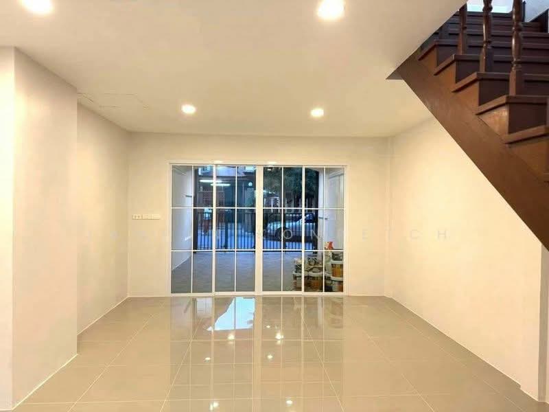 หมู่บ้านศรีราชาปาร์ค-หลังตลาดวรกิจ, Chon Buri (Pattaya), Bueng, Si Racha, Chon Buri (Pattaya), 2 Bedrooms, 72 sqm, Townhouse For Sale, by Janpen Konpetch, 500248117 - DDproperty.com