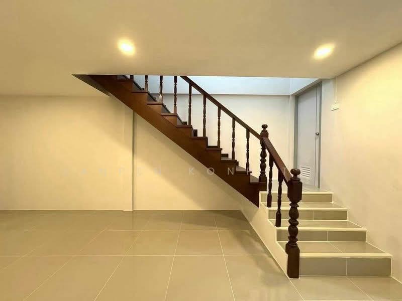 หมู่บ้านศรีราชาปาร์ค-หลังตลาดวรกิจ, Chon Buri (Pattaya), Bueng, Si Racha, Chon Buri (Pattaya), 2 Bedrooms, 72 sqm, Townhouse For Sale, by Janpen Konpetch, 500248117 - DDproperty.com