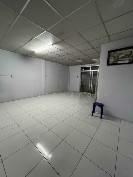 2-BR Townhouse, Bangkok, Wong Sawang, Bang Sue, Bangkok, 2 Bedrooms, 93 sqm, Townhouse For Sale, by Phitchaporn Buamag, 500248121 - DDproperty.com