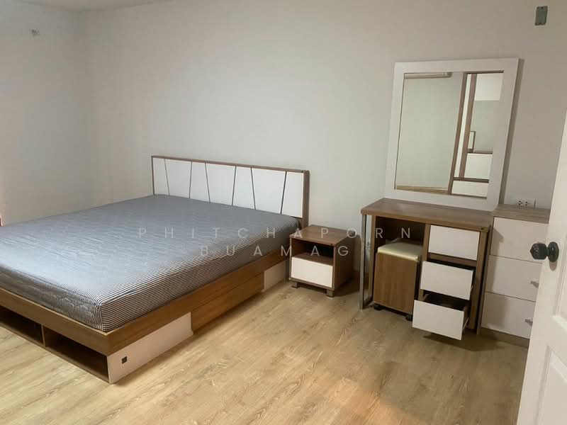 ทาวน์เฮ้าส์ 4-ห้องนอน, กรุงเทพ, คลองจั่น, บางกะปิ, กรุงเทพ, 350 ตร.ม., ทาวน์เฮ้าส์ ให้เช่า, โดย Phitchaporn Buamag, 500248139 - DDproperty.com