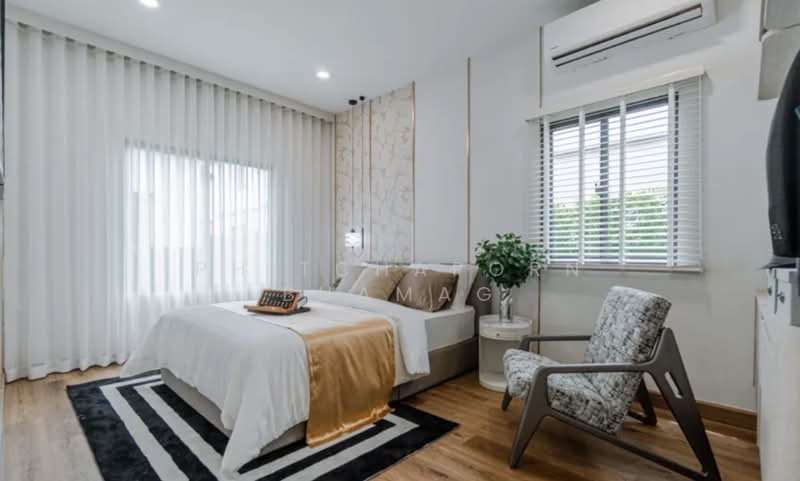 undefined, Bangkok, Khlong Sam Prawet, Lat Krabang, Bangkok, 4 Bedrooms, 300 sqm, Single Detached House For Sale, by Phitchaporn Buamag, 500248147 - DDproperty.com