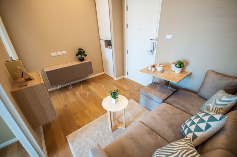 The Saint Residences Ladprao, Bangkok, 588 Vibhavadi-Rangsit Road, Jom Phon, Chatuchak, Bangkok, 1 Bedroom, 30 sqm, Condo For Rent, by Pattarasaya Sripirom, 500248149 - DDproperty.com