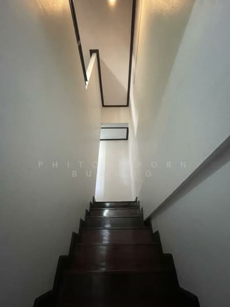 4-BR Townhouse, Bangkok, Bang Na Tai, Bang Na, Bangkok, 4 Bedrooms, 250 sqm, Townhouse For Rent, by Phitchaporn Buamag, 500248153 - DDproperty.com